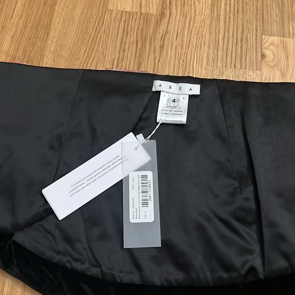 NWT AREA Embroidered Crystal Pailette Watermelon Skirt - Picture 6 of 8